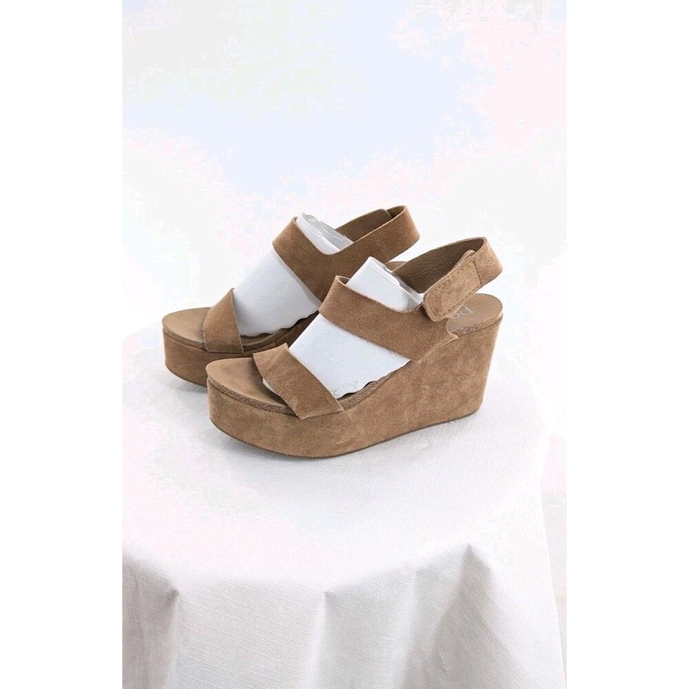 Pedro Garcia Sz 38.5 US 8.5 ? Beige Suede Ankle Strap Wedge Sandal Platform Chic